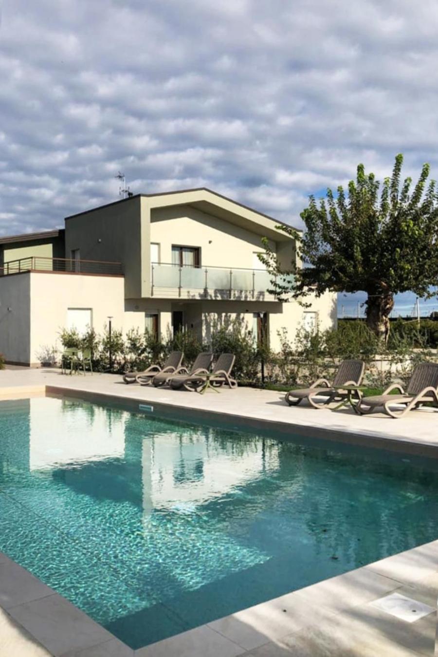 Nido Del Gelso Apartment Dossobuono Bagian luar foto